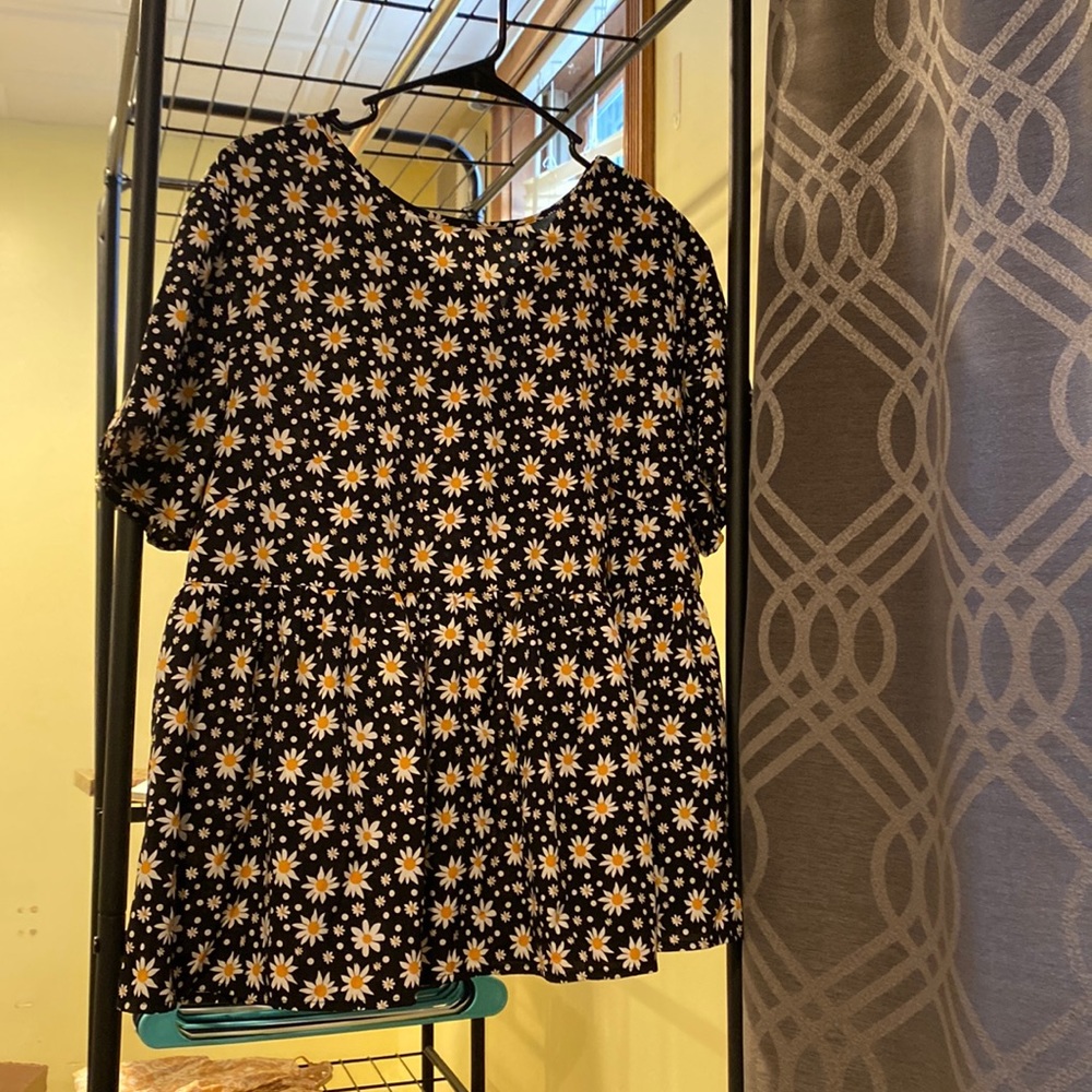 Black Floral top